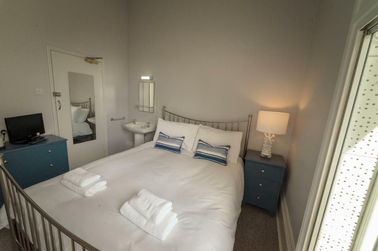 Anabelle'S Guest House บาธ ภายนอก รูปภาพ