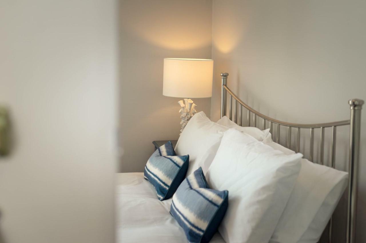 Anabelle'S Guest House บาธ ภายนอก รูปภาพ